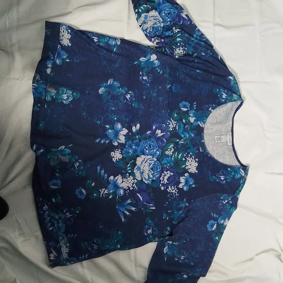 Catherines floral blue women's long sleeved beaded top 3X - Picture 7 of 9
